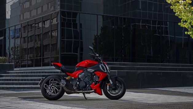 Ducati: Όλα τα νέα μοντέλα στην έκθεση μοτοσυκλέτας στο Φάληρο 