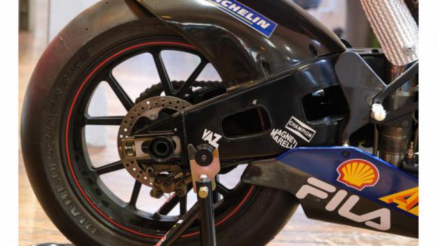 Η Ducati Desmosedici του Troy Bayliss στο σφυρί σε αστρονομική τιμή Η Ducati Desmosedici του Troy Bayliss στο σφυρί σε αστρονομική τιμή