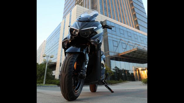 Ηλεκτρικά scooters με την μεγαλύτερη τελική (πάνω από 100χλμ/ω) 