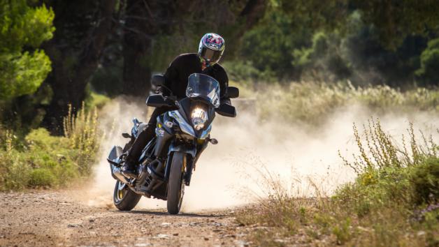 Suzuki V-Strom 650 XT: Το best seller βάζει τα χωμάτινά του 