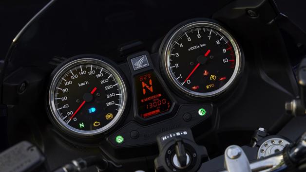 Συνεχίζει την παραγωγή των Bol d` Or και Super Four η Honda στην Ιαπωνία 