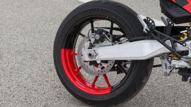 Ducati Hypermotard 698 Mono: Mono-κυκλο με πολιτικό κοστούμι 