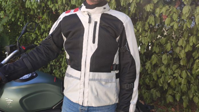 Test jacket: T.UR J-FOUR