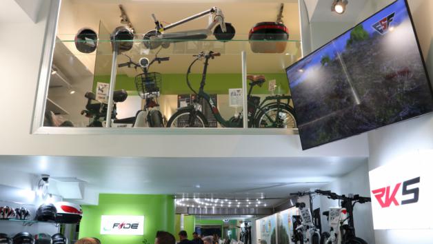 Νέο κατάστημα για την ESF ELECTROMOBILITY στη Θεσσαλονίκη Νέο κατάστημα για την ESF ELECTROMOBILITY στη Θεσσαλονίκη