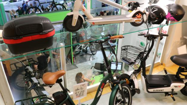 Νέο κατάστημα για την ESF ELECTROMOBILITY στη Θεσσαλονίκη Νέο κατάστημα για την ESF ELECTROMOBILITY στη Θεσσαλονίκη