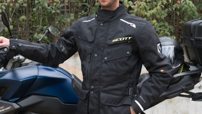 Το Voyager είναι ένα από τα νεότερα και καλύτερα jacket μοτοσυκλέτας που βλέπουμε στη γκάμα της Scott.