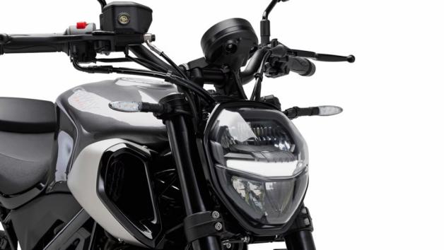 H Keeway παρουσιάζει γυμνό V2 300άρι 
