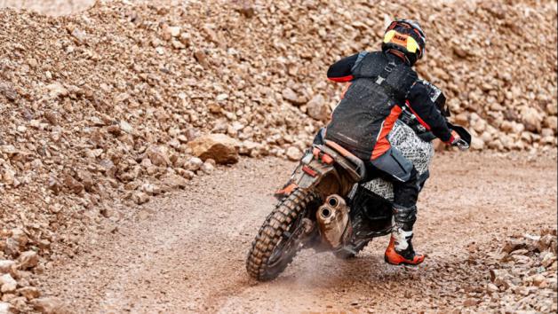 Στο Erzbergrodeo εμφανίστηκε πρωτότυπη ΚΤΜ με αυτόματο κιβώτιο (+Βίντεο) 