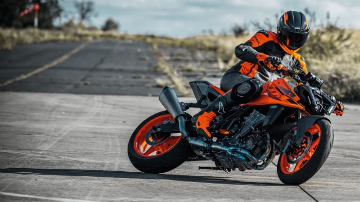 Προσφορές ΚΤΜ Hellas: Ψαλίδι σε 790-890 Adventure και 990 Duke! 