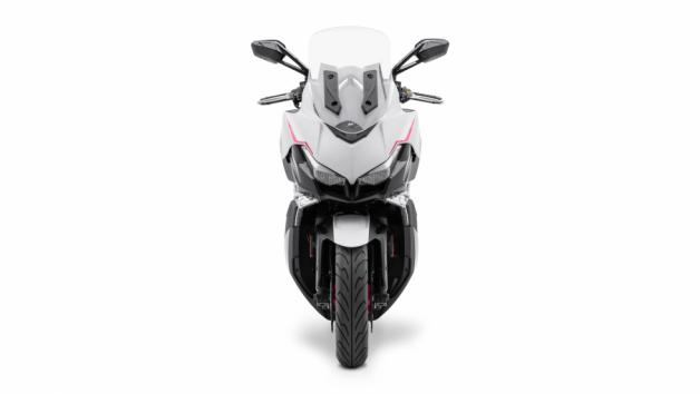 Kymco Xciting VS 400: Με TCS, ABS, Κeyless σύστημα και εμφάνιση μοτοσυκλέτας    