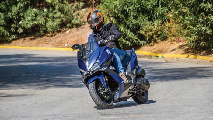 Δοκιμάζοντας το KYMCO XCiting-S400