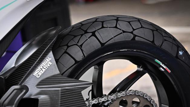 Vasilis Moto Tyres: Οι ειδικοί στα ελαστικά 