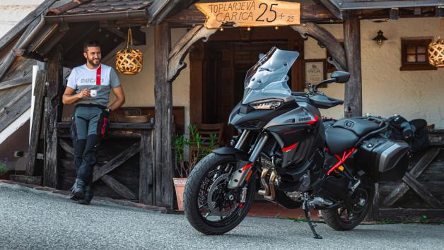 Νέα Multistrada V4S Grand Tour: Ο ιδανικός ταξιδιωτικός σύντροφος 