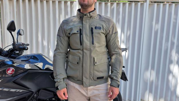 Test μπουφάν Oxford Barkston D2D: Κλάσης ΑΑ με Dry2Dry αδιάβροχη μεμβράνη