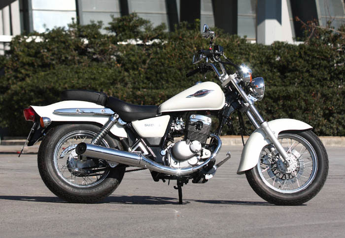 Pare-brise Chromé SPAAN Pour Suzuki Marauder 125 (GZ125) - Protection En Cas De Chute, Montage Direct Sans Modification