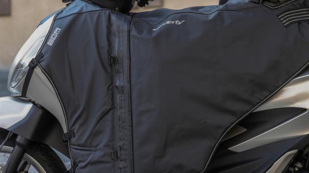 Προστασία ποδιών για Piaggio Beverly E5 Comfort+