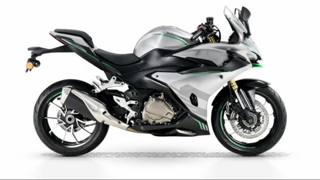 Η πρόταση της QJMOTOR στα Α2 Supersport: το SRK 450 RC Η πρόταση της QJMOTOR στα Α2 Supersport: το SRK 450 RC