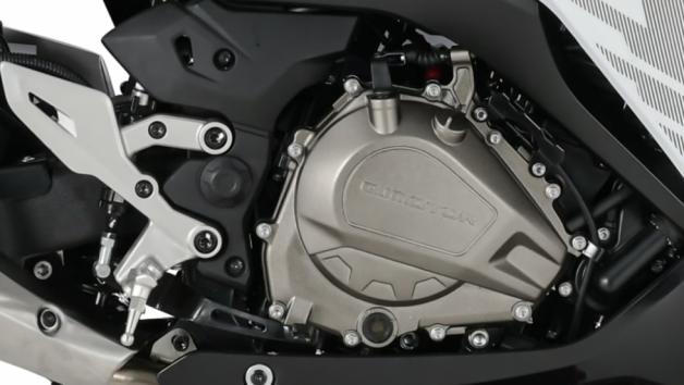 Η πρόταση της QJMOTOR στα Α2 Supersport: το SRK 450 RC Η πρόταση της QJMOTOR στα Α2 Supersport: το SRK 450 RC