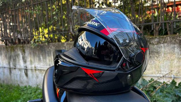 Shark Spartan GT PRO Kultram Carbon: Χαμηλός θόρυβος και ακόμα 5 τεχνολογίες που πρέπει να ξέρεις