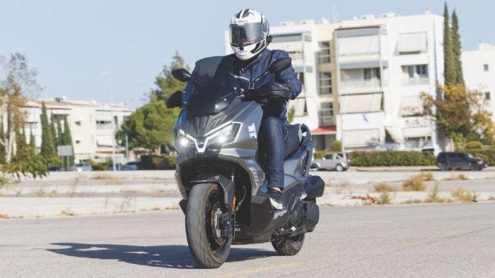 SYM ADX 300 - Δοκιμή