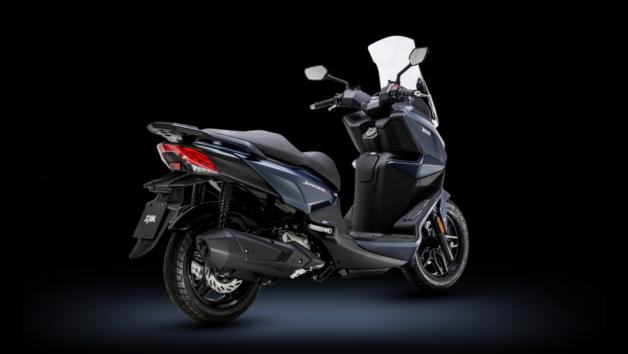 Sym Joyride 300 16`: Compact και άνετο scooter στα 4.795 ευρώ 