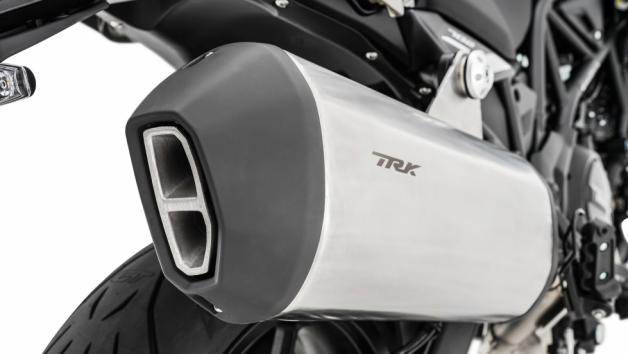 Benelli TRK 702: Μοτοσυκλέτα που τα κάνει όλα από 7.890 ευρώ 
