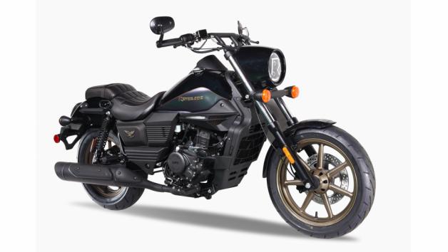 UM Motorcycles: Ποια είναι η σειρά Renegade της UM 