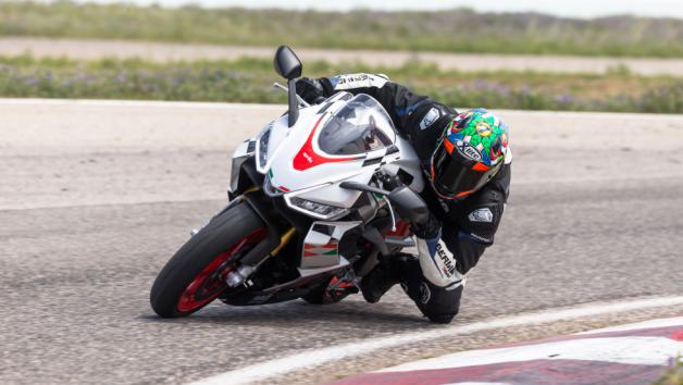 . Aprilia RS 660 Extrema - Test   