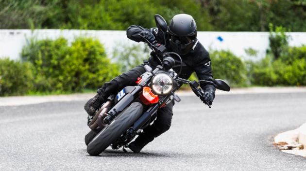 Ducati Scrambler Urban Motard - Test 