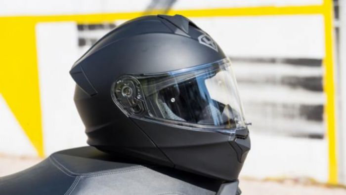 Κερδίστε ένα κράνος Yohe 935 SV 