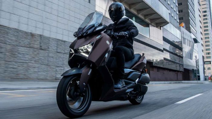 Yamaha XMAX 300 Tech Max Yamaha XMAX 300 Tech Max