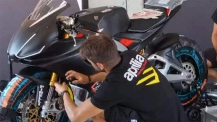 Είναι αυτό το ανανεωμένο Aprilia RS660 που έρχεται; 