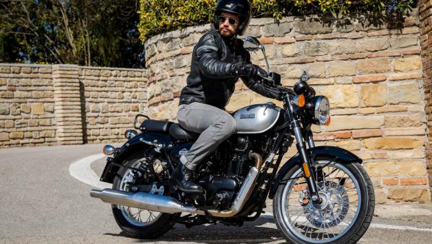 Benelli Imperiale 400: Αυτοκρατορική Κομψότητα με Ρετρό Ψυχή Benelli Imperiale 400: Αυτοκρατορική Κομψότητα με Ρετρό Ψυχή