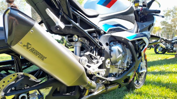 BMW M 1000 RR