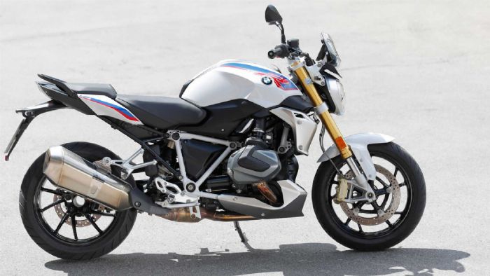 Τα BMW R 1250 R (φωτό) και R 1250 RS 2023 αναμένονται με μικρές αλλαγές και νέο καταλύτη για το 2023. 