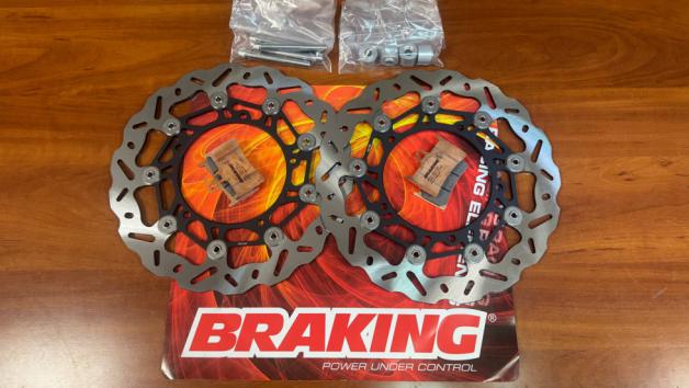 Braking Oversized Kit με δισκόπλακες για TMAX 530 2015-2019 Braking Oversized Kit με δισκόπλακες για TMAX 530 2015-2019