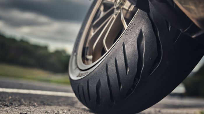 Bridgestone T32: 7% μικρότερη απόσταση φρεναρίσματος στο βρεγμένο 