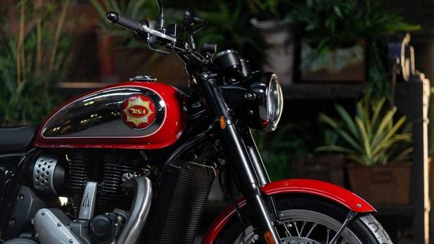 BSA Gold Star: Η επιστροφή ενός θρύλου  