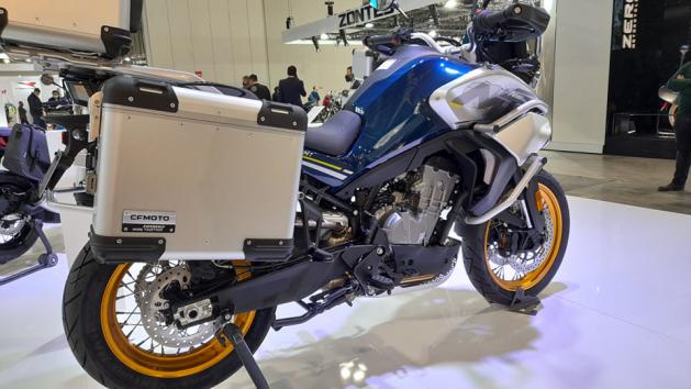 800MT: Η μεγαλύτερη adventure της CFMoto 