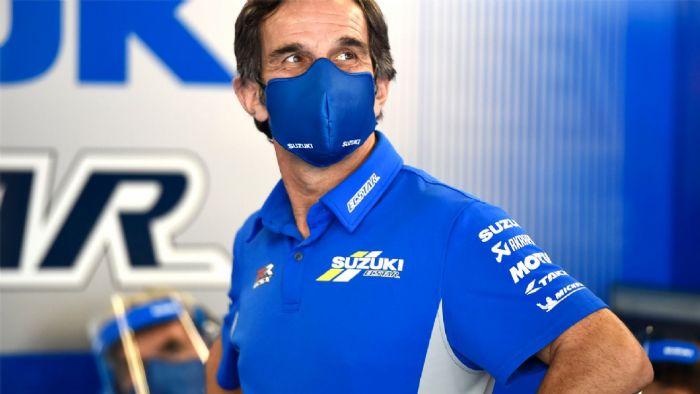 O Davide Brivio με τα χρώματα της ομάδας MotoGP, Suzuki Ecstar. 