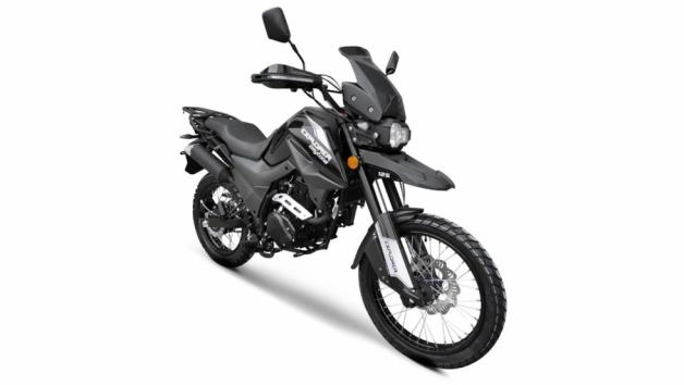 Daytona Explorer 125: Με ανεστραμμένο πιρούνι και ακτινωτούς τροχούς 