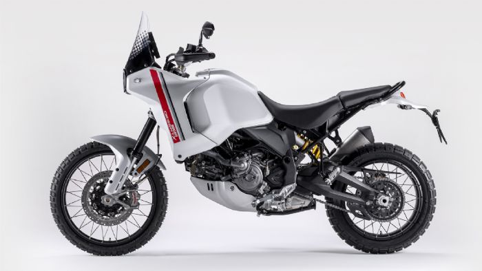 Ducati DesertX 2022 - Αποκαλύφθηκε  