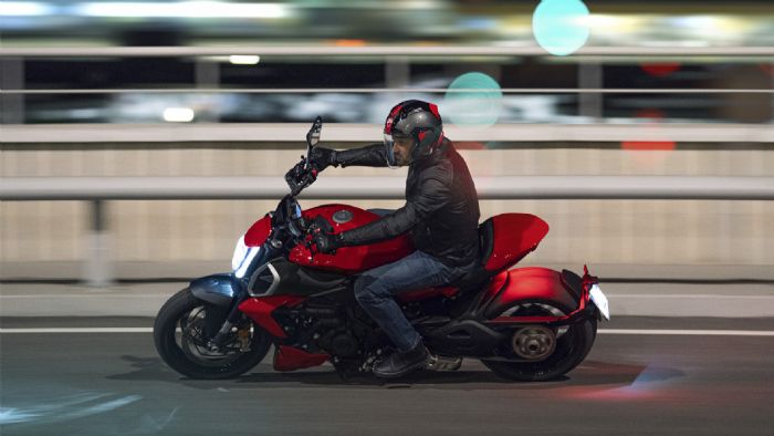 Ducati Diavel V4 2023 Ducati Diavel V4 2023