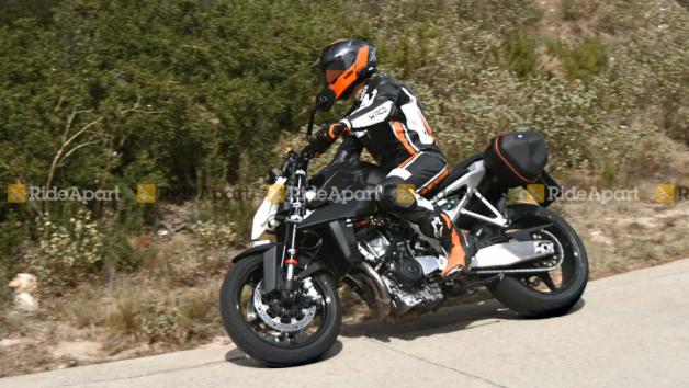 Κατασκοπικές φωτογραφίες της ΚΤΜ 990 Duke 