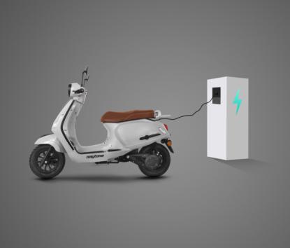 Daytona Diva 125e (LX): Κομψή γοητεία Daytona Diva 125e (LX): Κομψή γοητεία