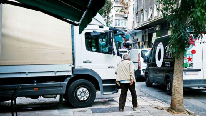 Τέλος τα φορτηγά στο κέντρο τις ώρες αιχμής Τέλος τα φορτηγά στο κέντρο τις ώρες αιχμής