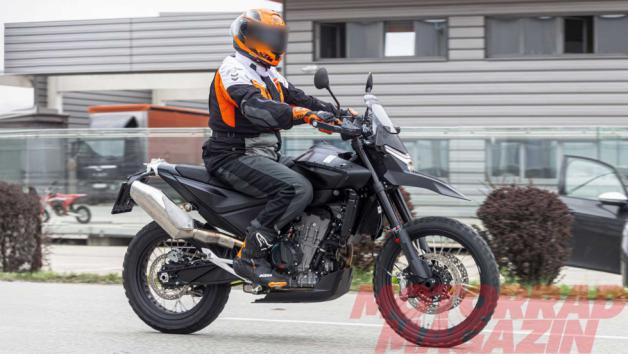 Δικύλινδρες GASGAS με κινητήρα από KTM 790 έπιασε ο κατασκοπικός φακός 