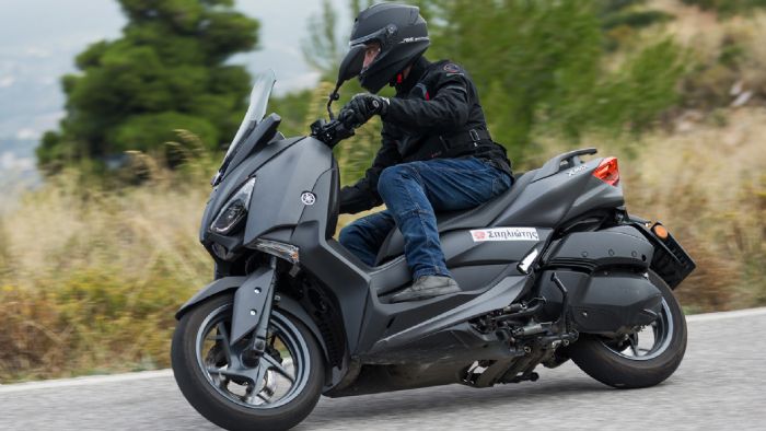 Yamaha XMAX 300