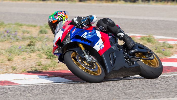 Honda CBR 1000 RR-R SP- Test
