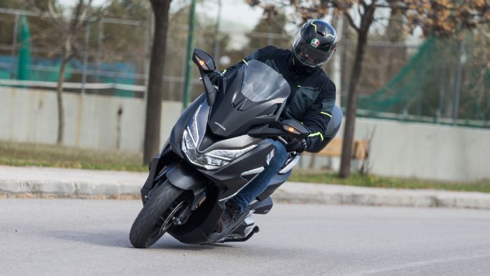 Honda Forza 350 Test: Σαν το παλιό καλό κρασί 